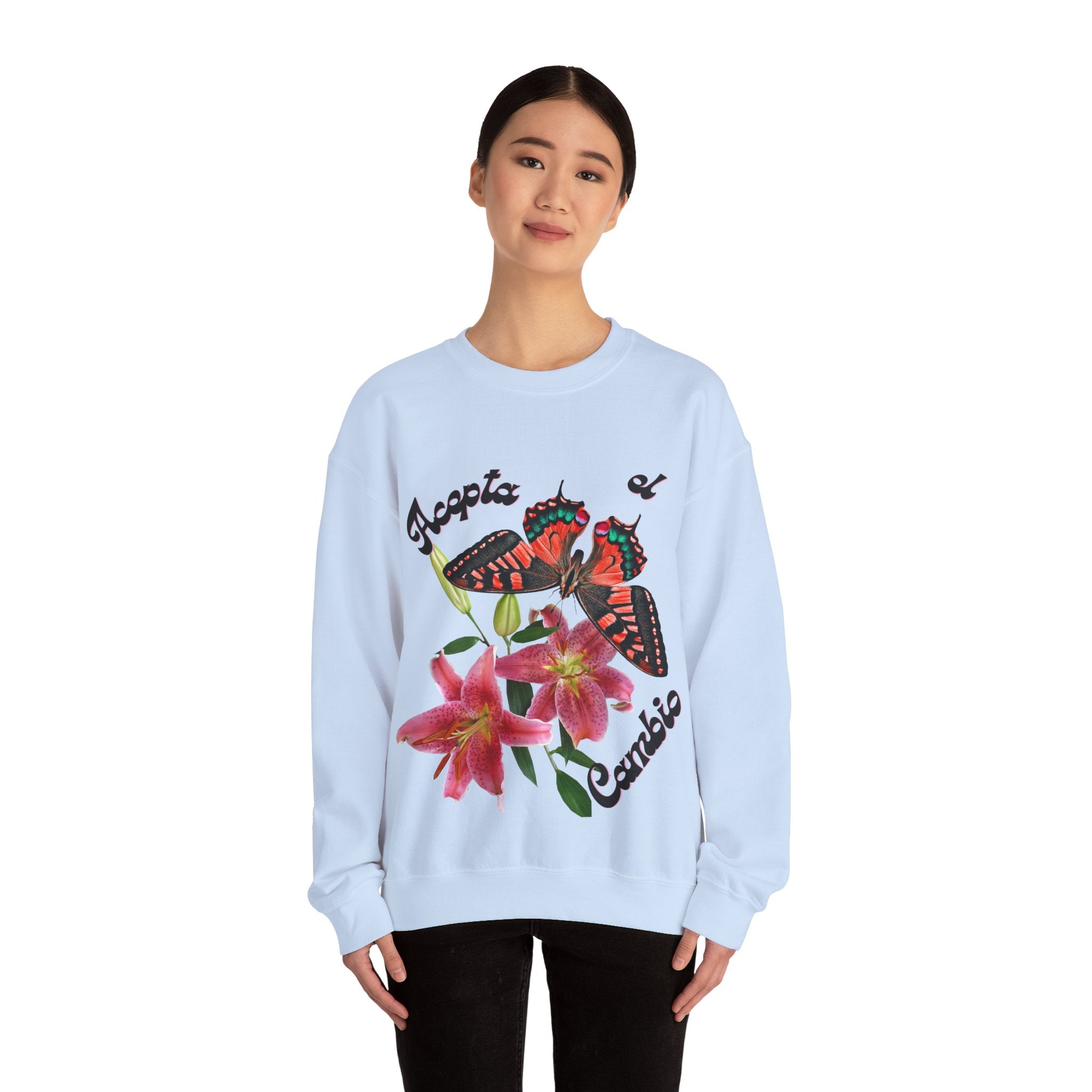 Butterfly & Floral Crewneck Sweatshirt - Accepta el Cambio, Cozy Fall Sweater, Gift for Nature Lovers, Inspirational Apparel, Unisex Fashion