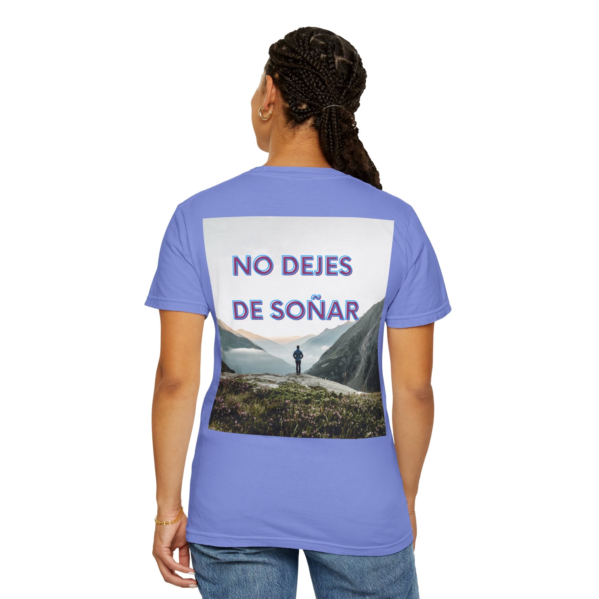 Inspirational Unisex T-Shirt | No Dejes de Soñar | Gift for Dreamers, Casual Wear, Motivational Quote, Life Goals, Dreamer Apparel
