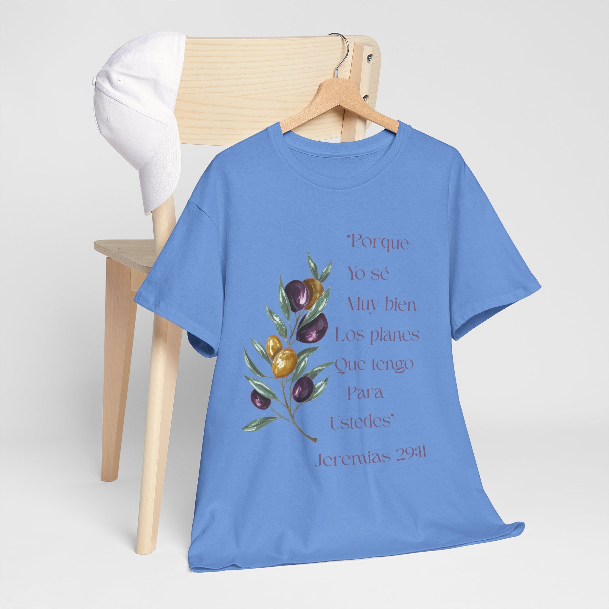 Olive Branch Scripture Tee — Jeremías 29:11 Spanish Floral Bible Verse T-Shirt