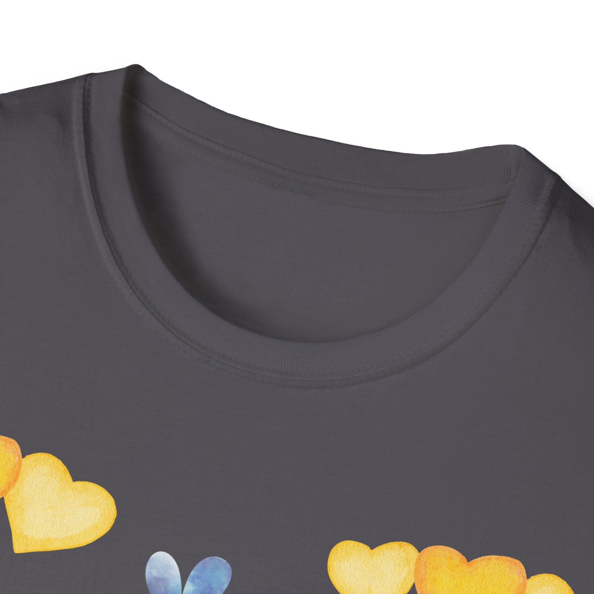 Cute Baby Elephant & Bee Tee — Kids Animal Graphic T-Shirt