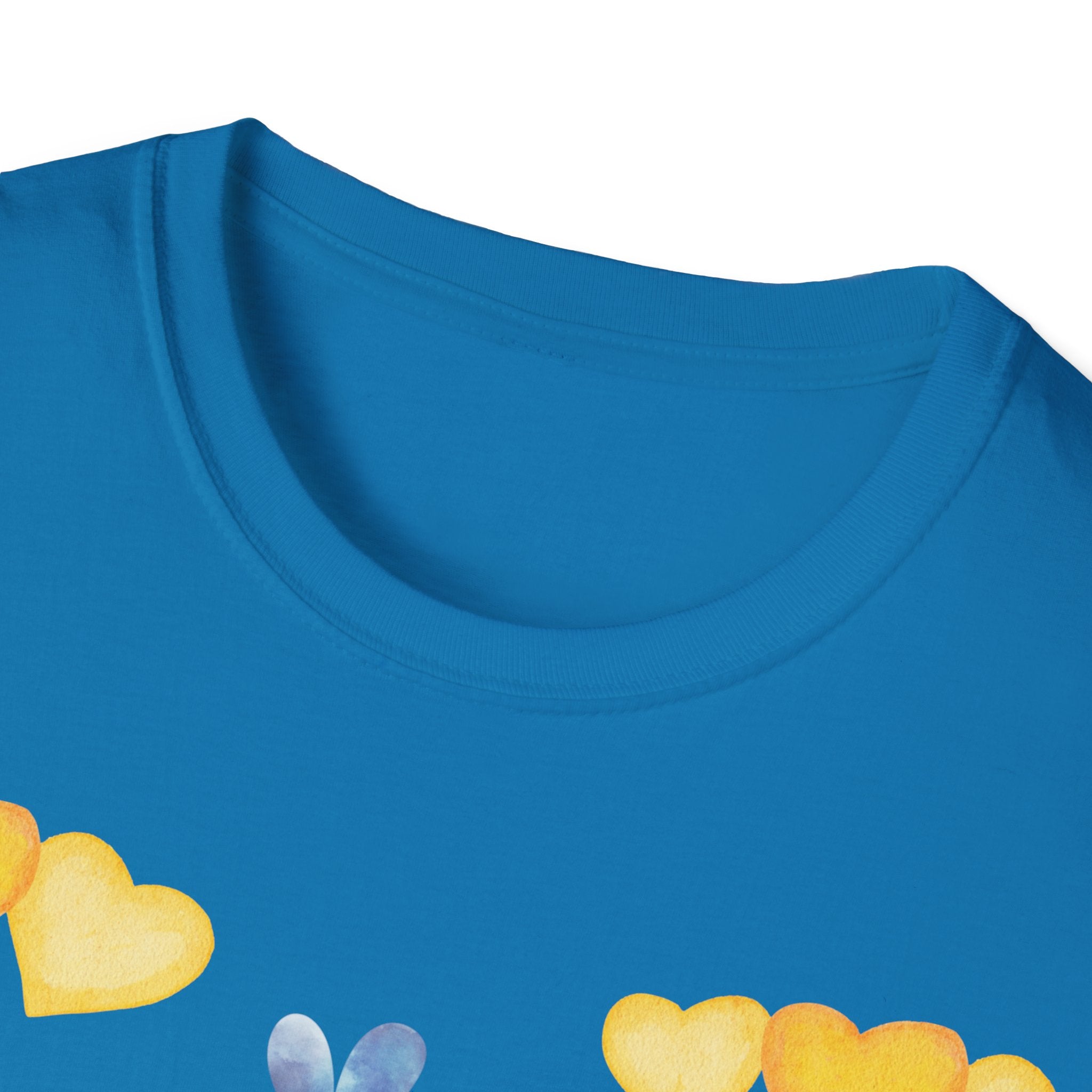 Cute Baby Elephant & Bee Tee — Kids Animal Graphic T-Shirt