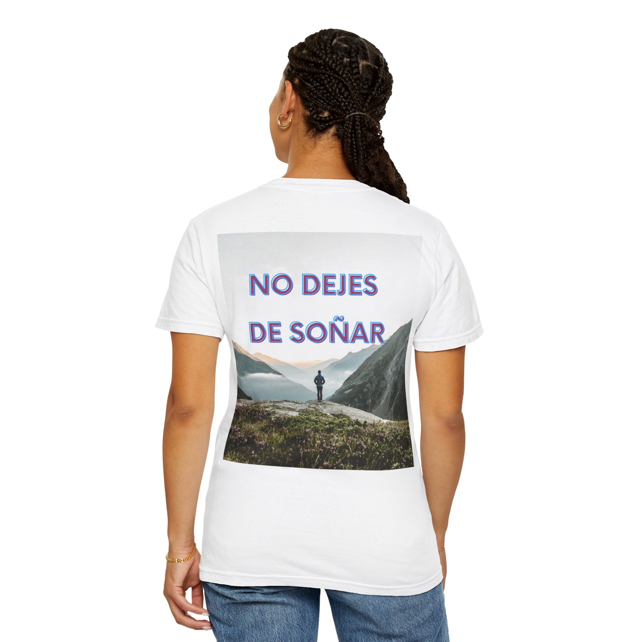 Inspirational Unisex T-Shirt | No Dejes de Soñar | Gift for Dreamers, Casual Wear, Motivational Quote, Life Goals, Dreamer Apparel