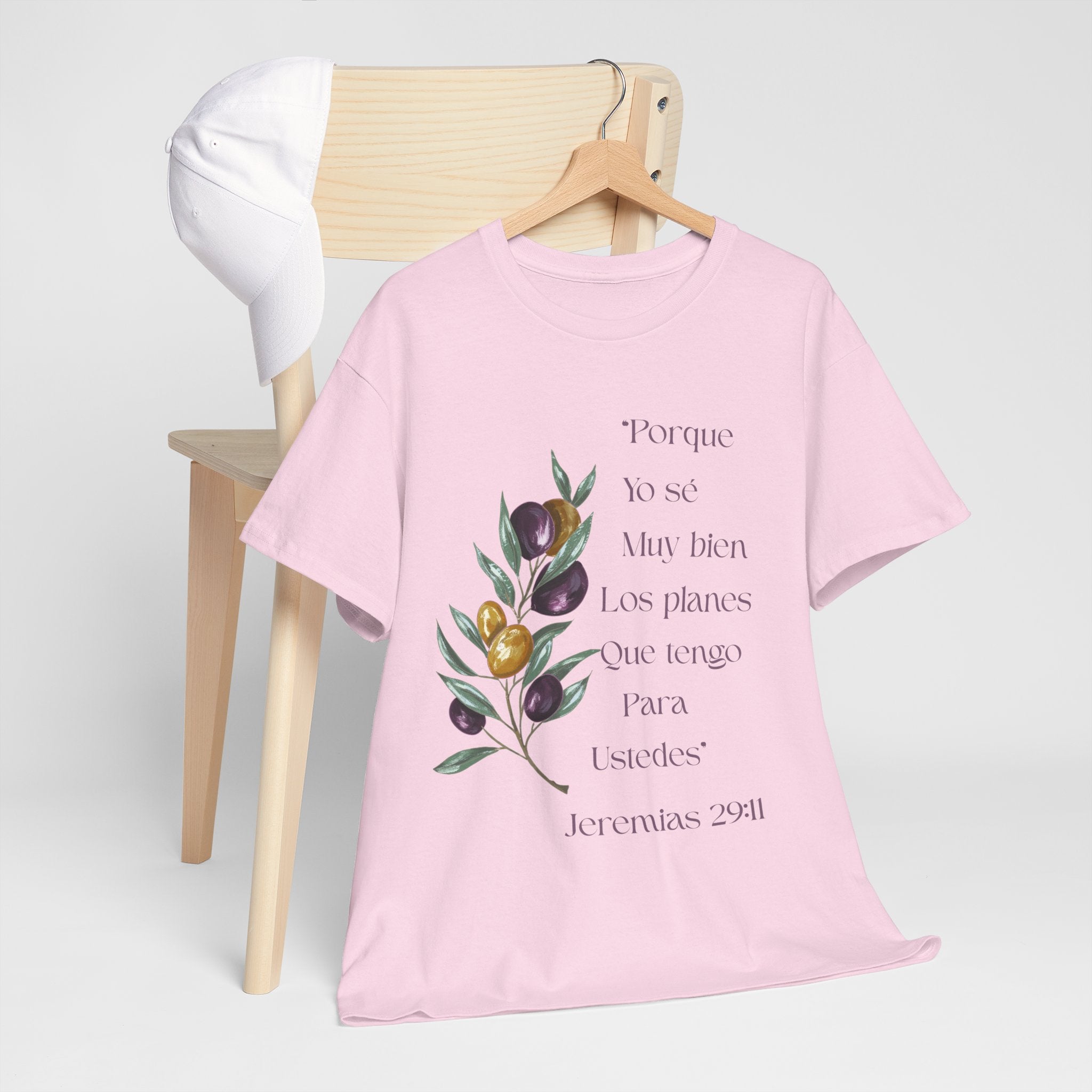 Olive Branch Scripture Tee — Jeremías 29:11 Spanish Floral Bible Verse T-Shirt