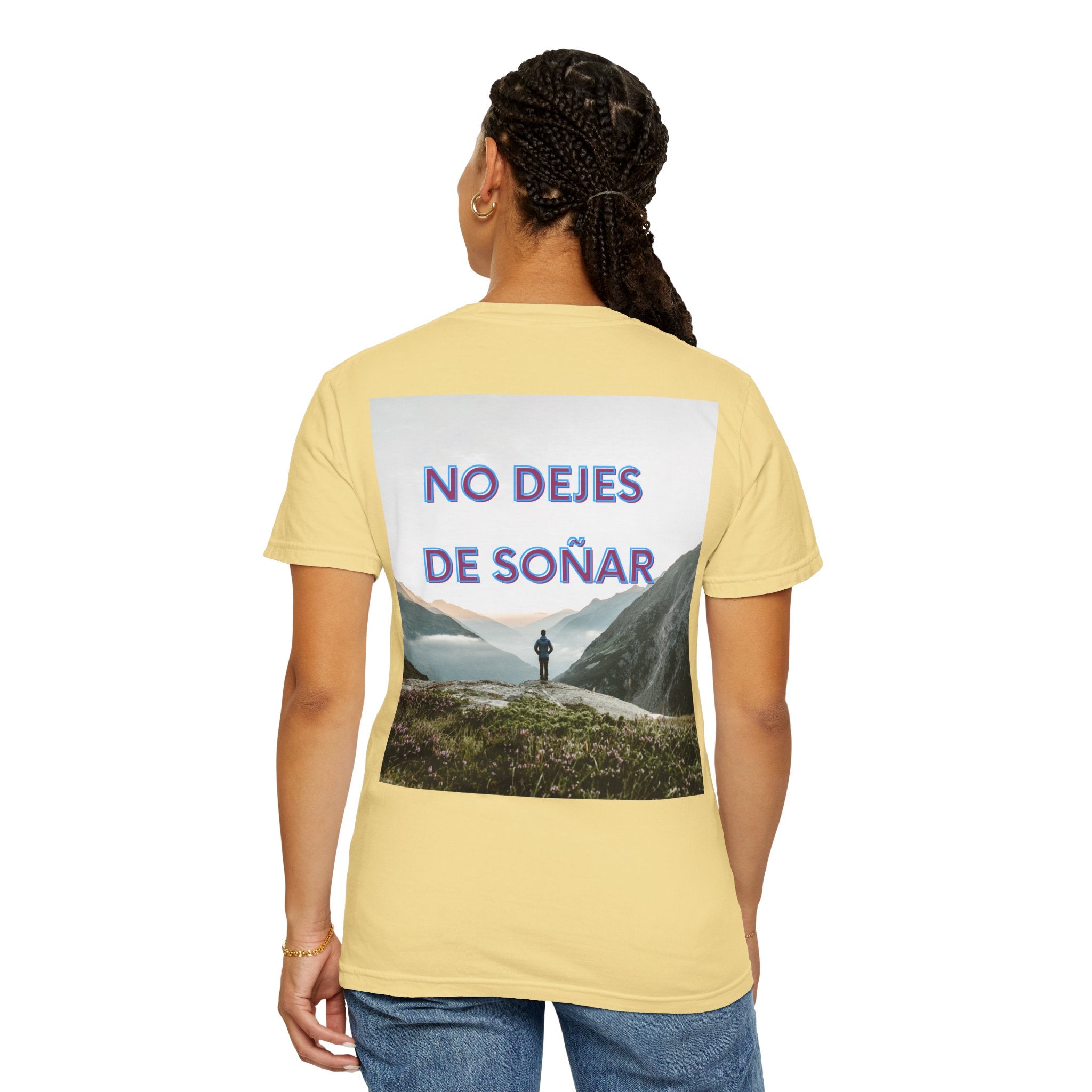 Inspirational Unisex T-Shirt | No Dejes de Soñar | Gift for Dreamers, Casual Wear, Motivational Quote, Life Goals, Dreamer Apparel