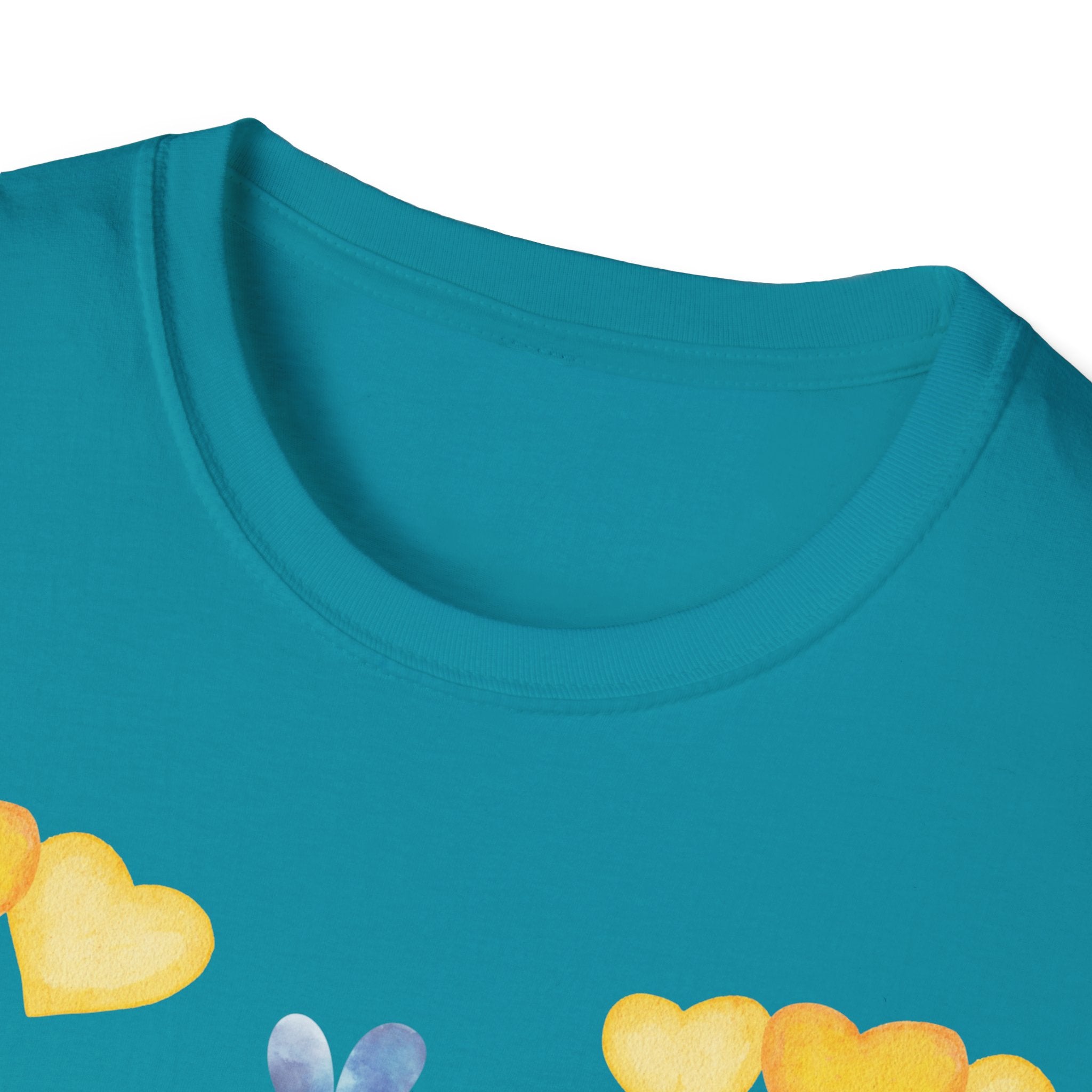 Cute Baby Elephant & Bee Tee — Kids Animal Graphic T-Shirt